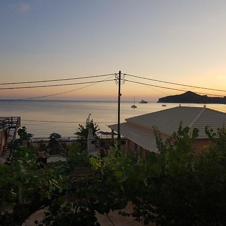 Nafsika Apartments Agios Georgios Pagon Exteriör bild