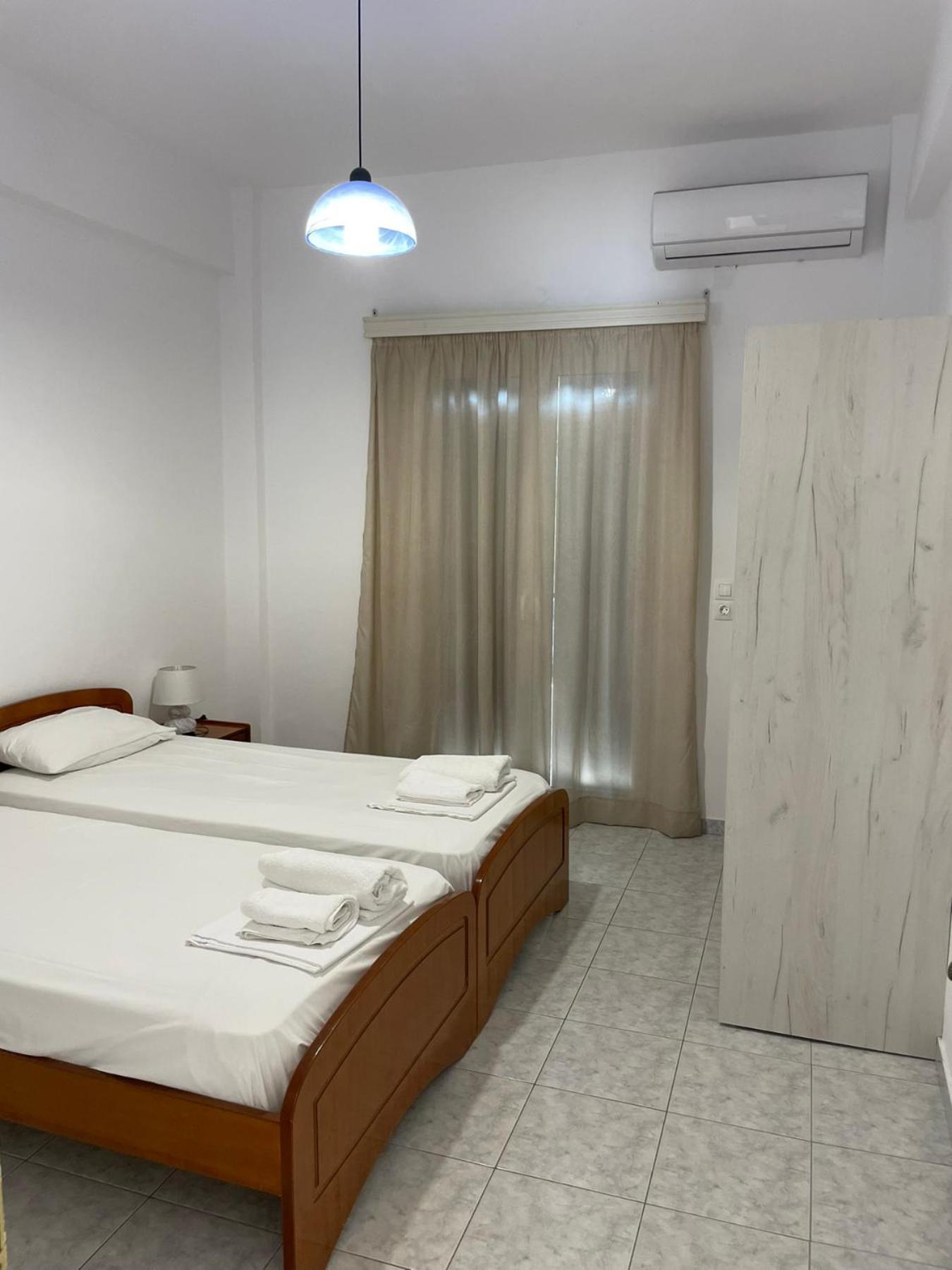 Nafsika Apartments Agios Georgios Pagon Exteriör bild