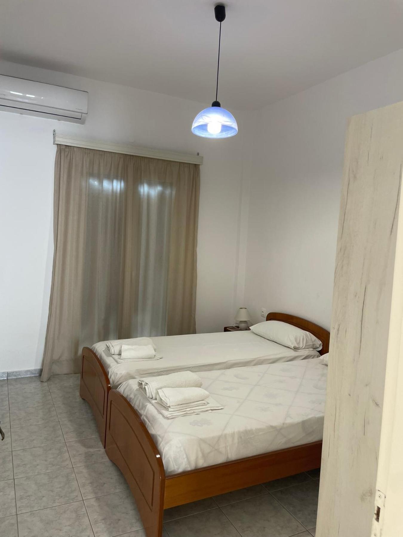 Nafsika Apartments Agios Georgios Pagon Exteriör bild